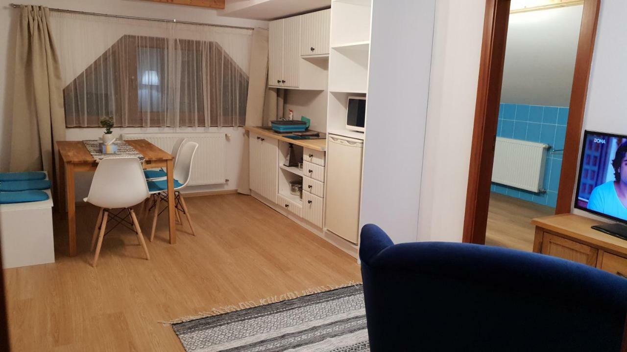 Stara Lesna Adex Appartement Buitenkant foto