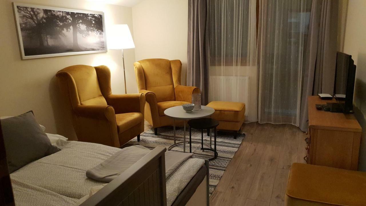 Stara Lesna Adex Appartement Buitenkant foto